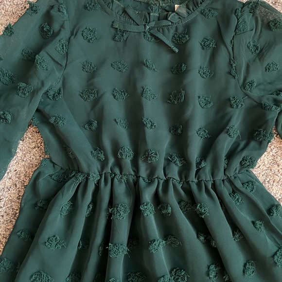 Adorable green dress, size girls 7-8 - Picture 3 of 5